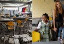 Shakira reconstruirá universidad y diez colegios afectados por el terremoto en Chocó, Colombia