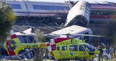 Al menos 64 fallecidos en el choque de trenes de alta velocidad en España